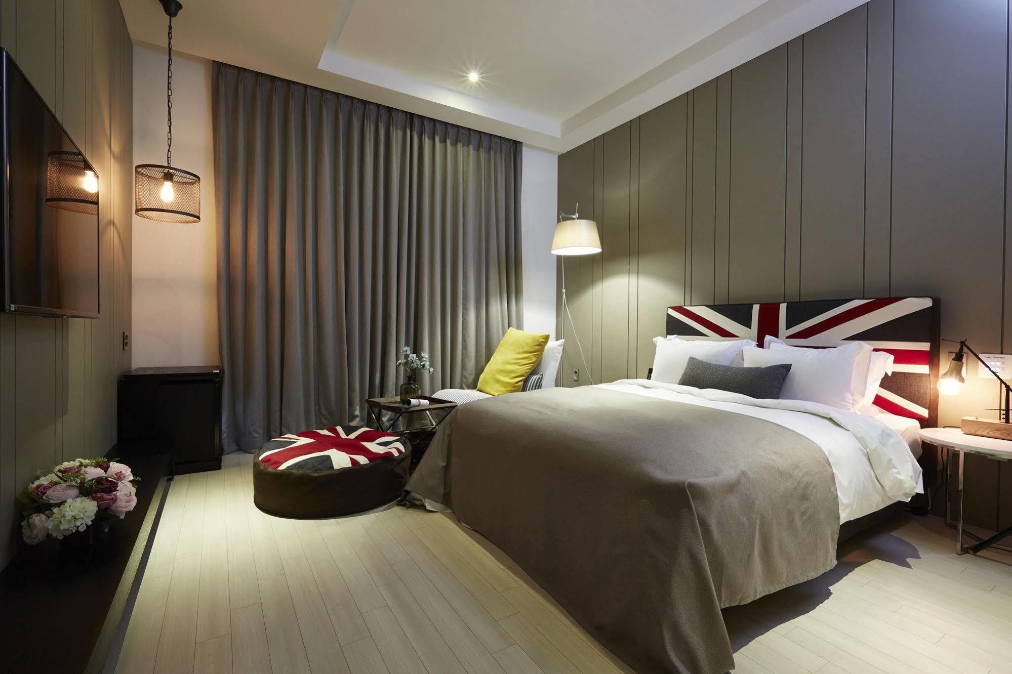 Chungbuk Inno City Namoo Hotel Eumseong Buitenkant foto