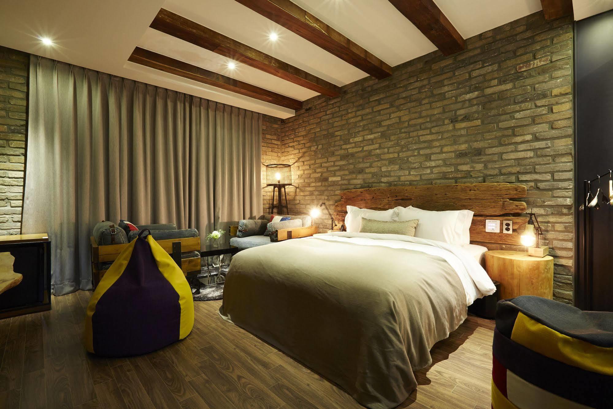 Chungbuk Inno City Namoo Hotel Eumseong Buitenkant foto