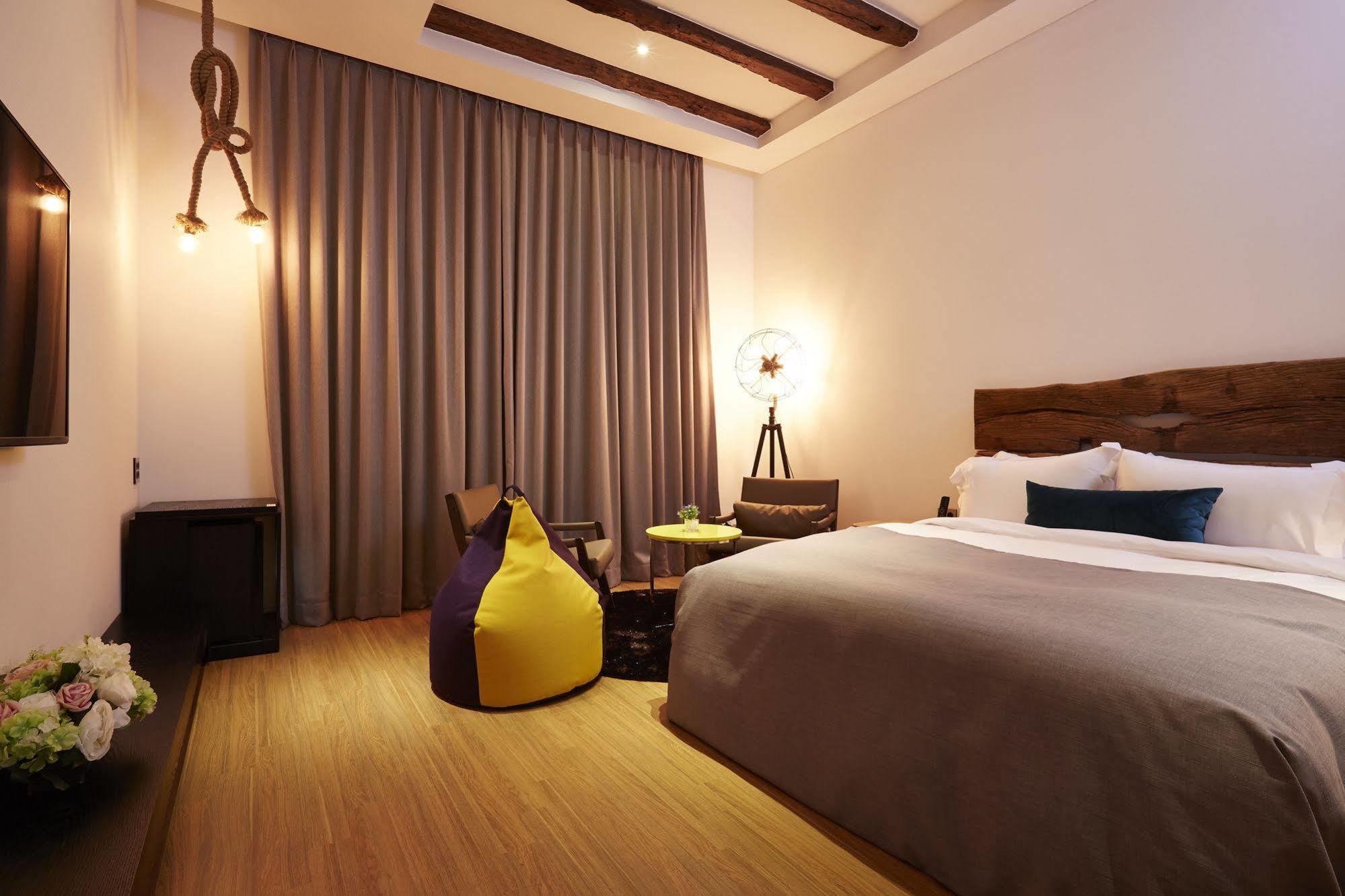 Chungbuk Inno City Namoo Hotel Eumseong Buitenkant foto