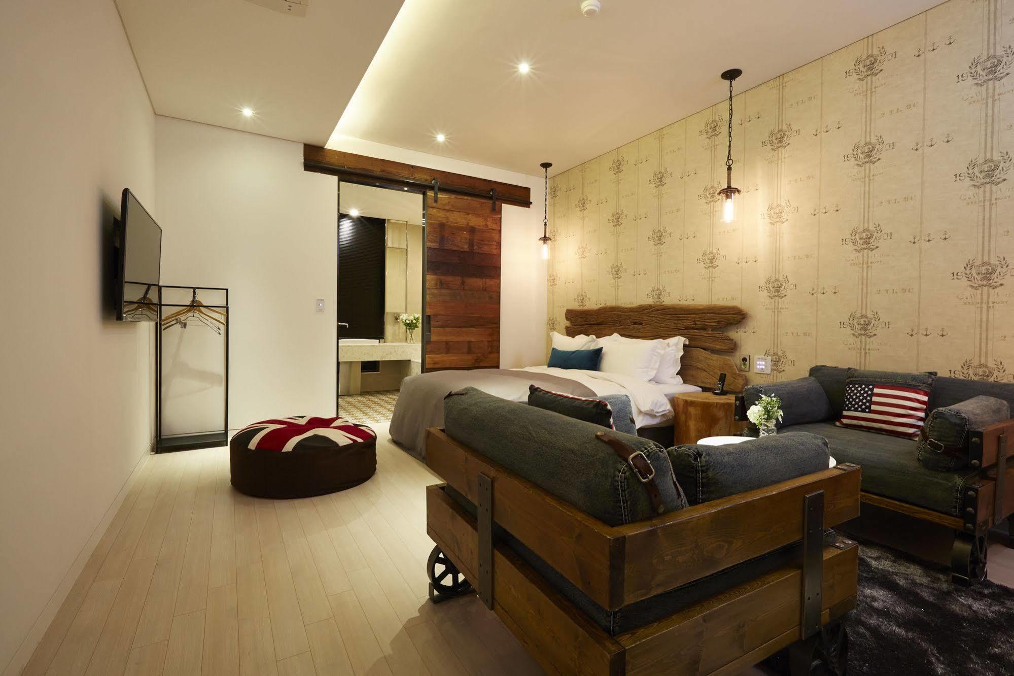 Chungbuk Inno City Namoo Hotel Eumseong Buitenkant foto