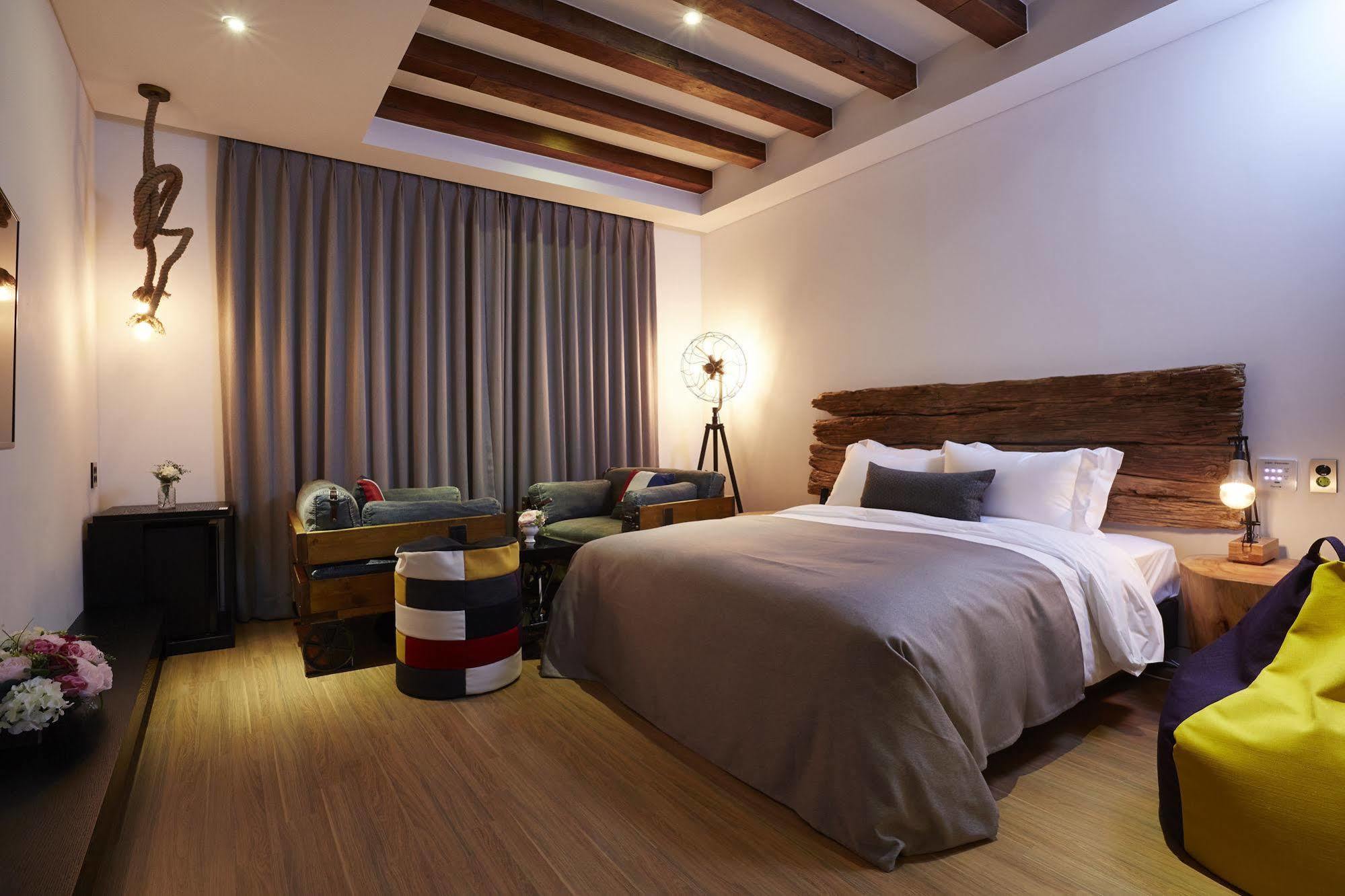 Chungbuk Inno City Namoo Hotel Eumseong Buitenkant foto