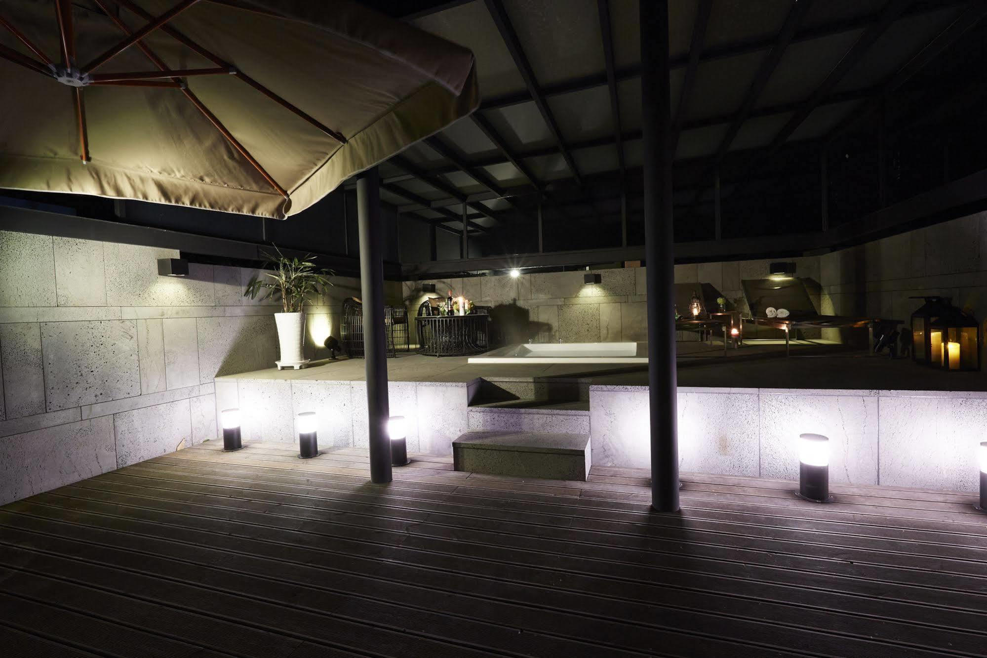 Chungbuk Inno City Namoo Hotel Eumseong Buitenkant foto
